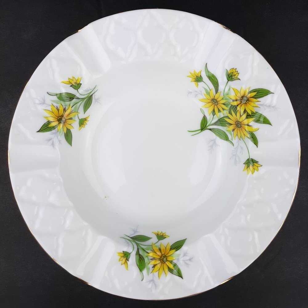 Yellow Flower Daisy Ashtray Royal Windsor England